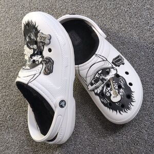 Luke Combs x Crocs Classic Lined Clog White Skull - Men 8 / Women 10